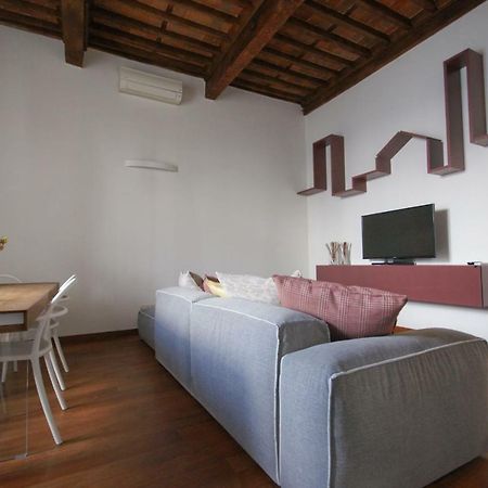 Tabacchi Luxury Apartment In Lucca Historical Center Near Toll Parking Exterior foto