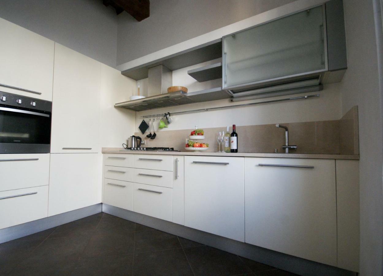 Tabacchi Luxury Apartment In Lucca Historical Center Near Toll Parking Exterior foto