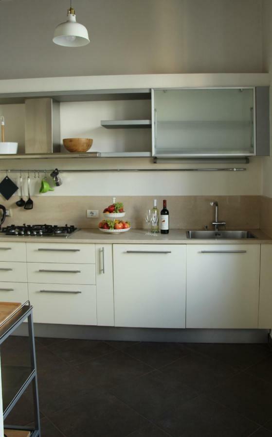 Tabacchi Luxury Apartment In Lucca Historical Center Near Toll Parking Exterior foto
