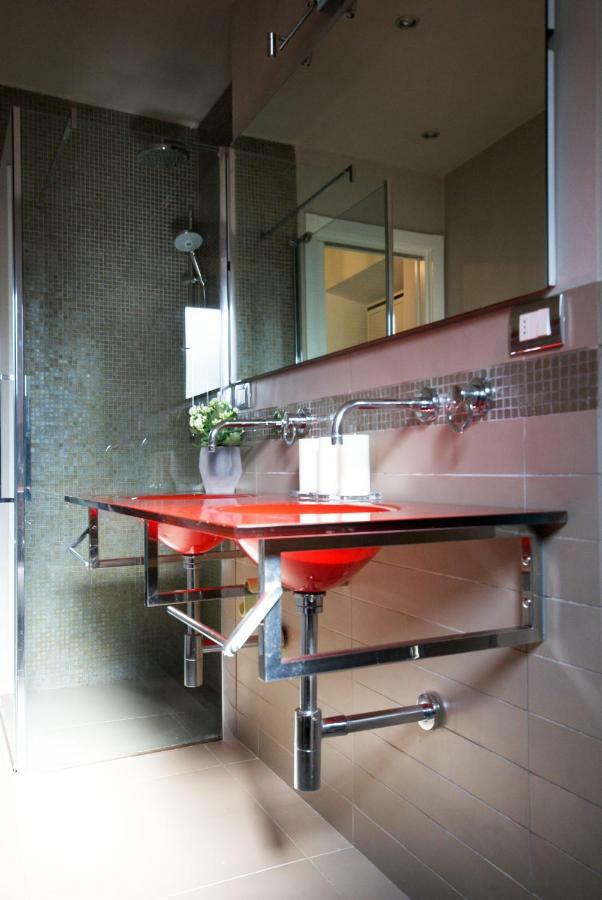 Tabacchi Luxury Apartment In Lucca Historical Center Near Toll Parking Exterior foto