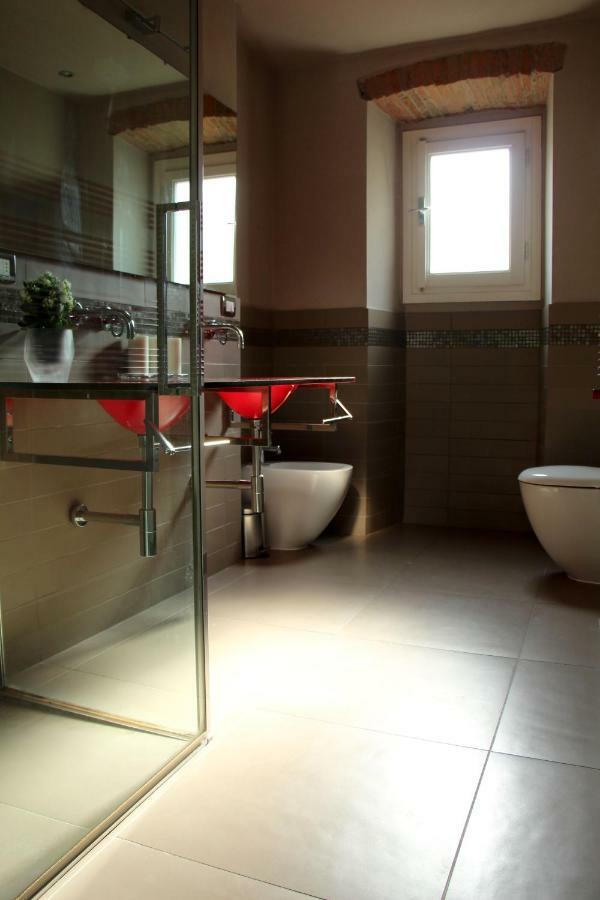 Tabacchi Luxury Apartment In Lucca Historical Center Near Toll Parking Exterior foto